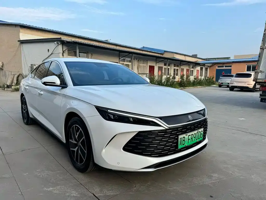 BYD Qin L — фото 10