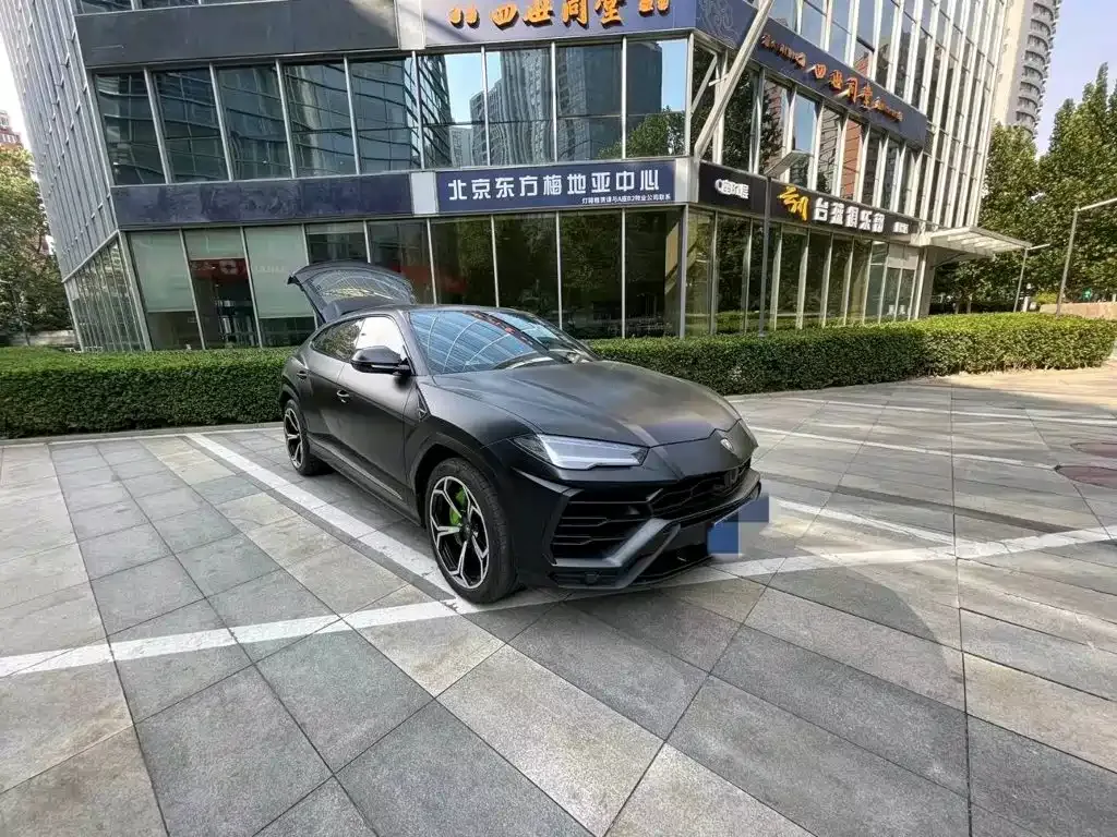 Lamborghini Urus — фото 8