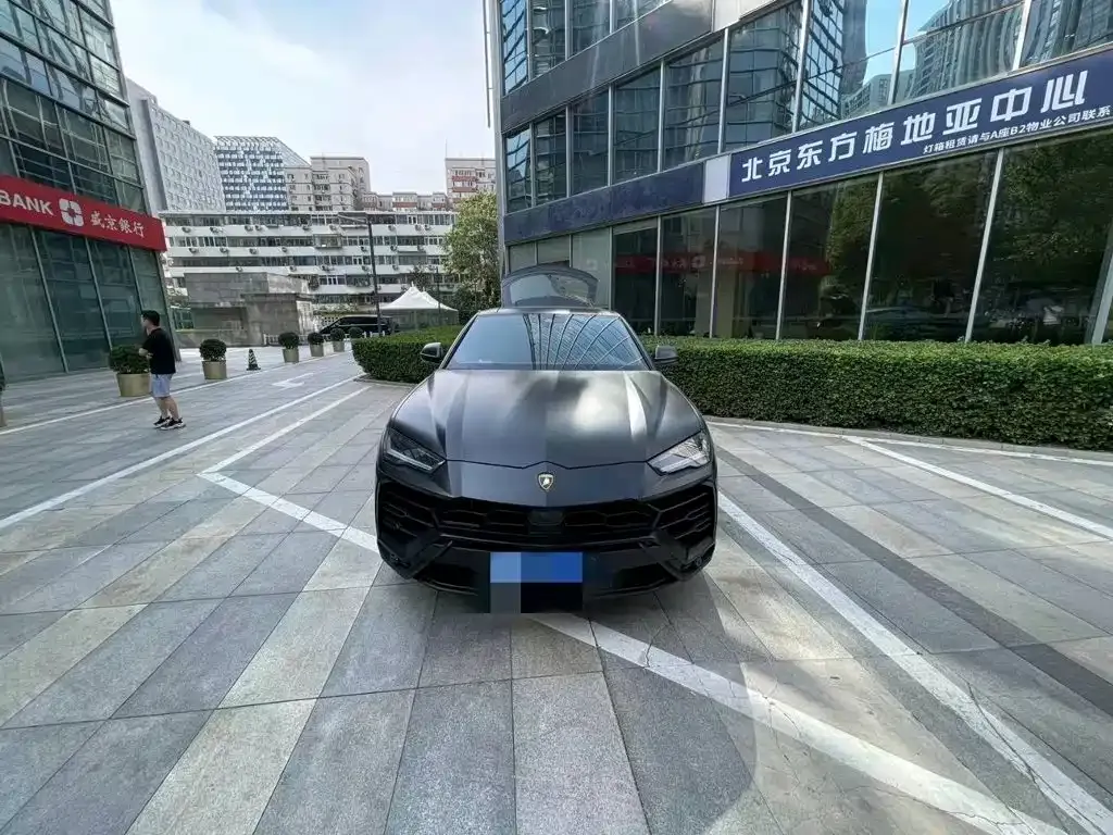 Lamborghini Urus — фото 7
