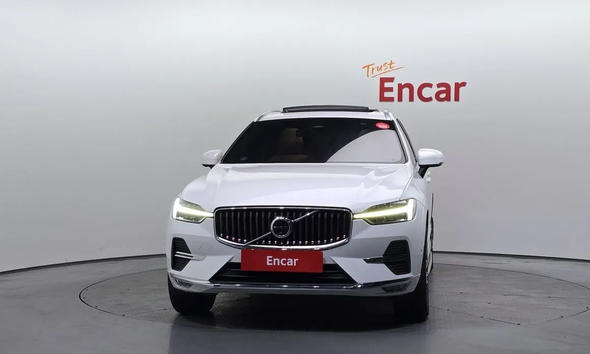 Volvo XC60 — фото 7