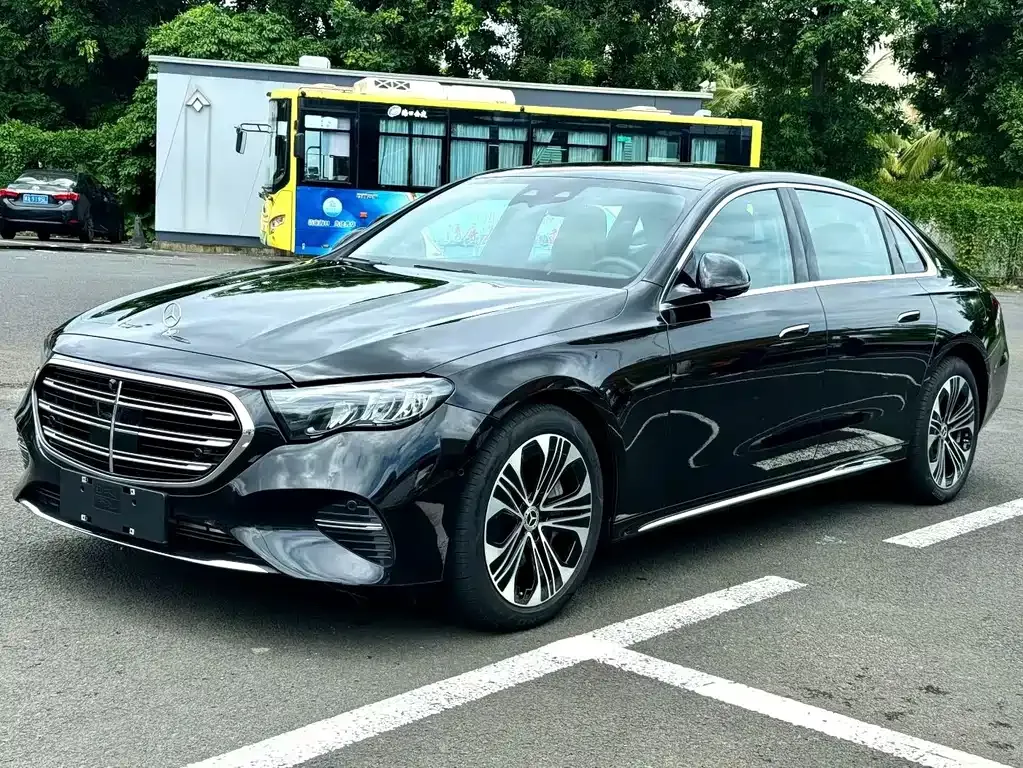 Mercedes-Benz E-Class New Energy — фото 1
