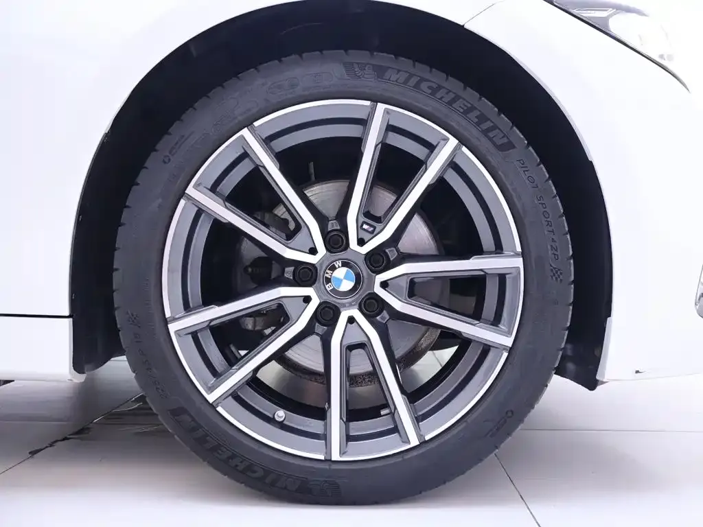 BMW 3 Series — фото 10