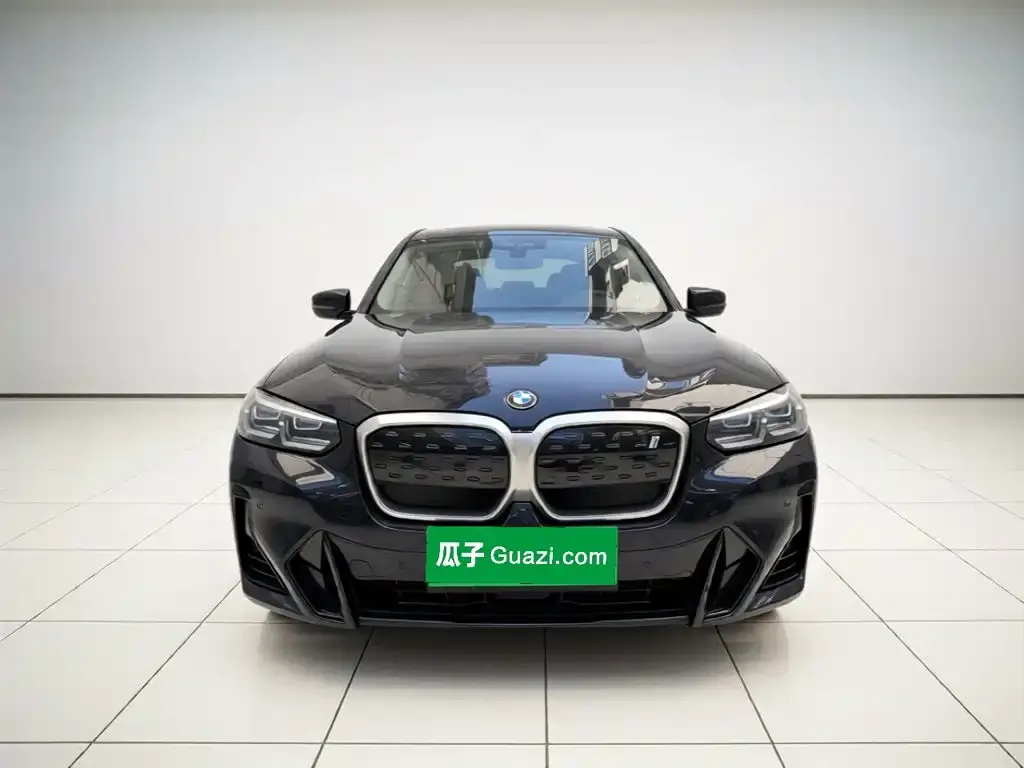 BMW iX3 — фото 2