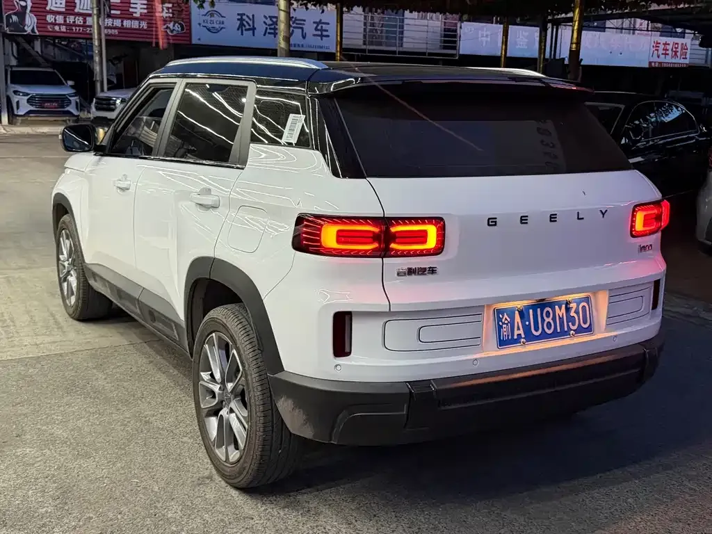 Geely Icon — фото 9