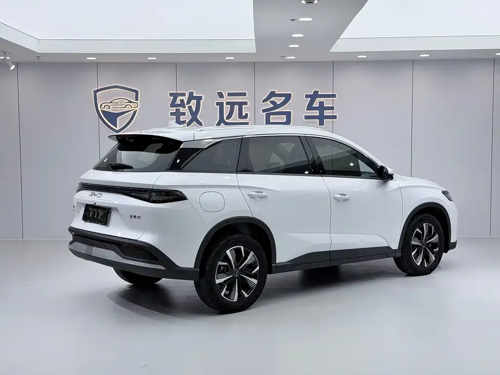 BYD Seal 05 DM-i — фото 6