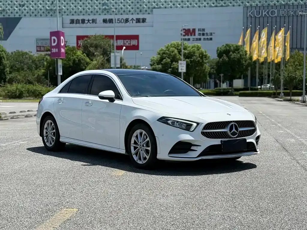 Mercedes-Benz A-Class — фото 7