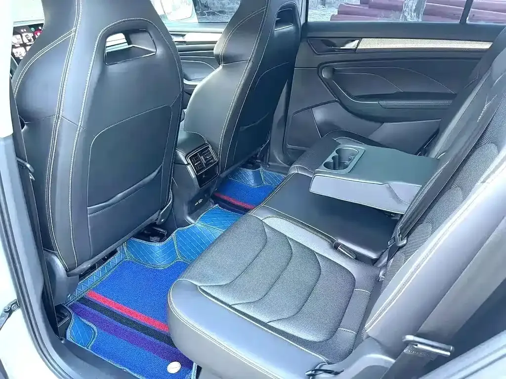 Skoda Kodiaq — фото 7