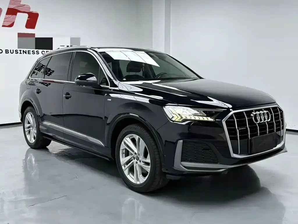 Audi Q7 — фото 3