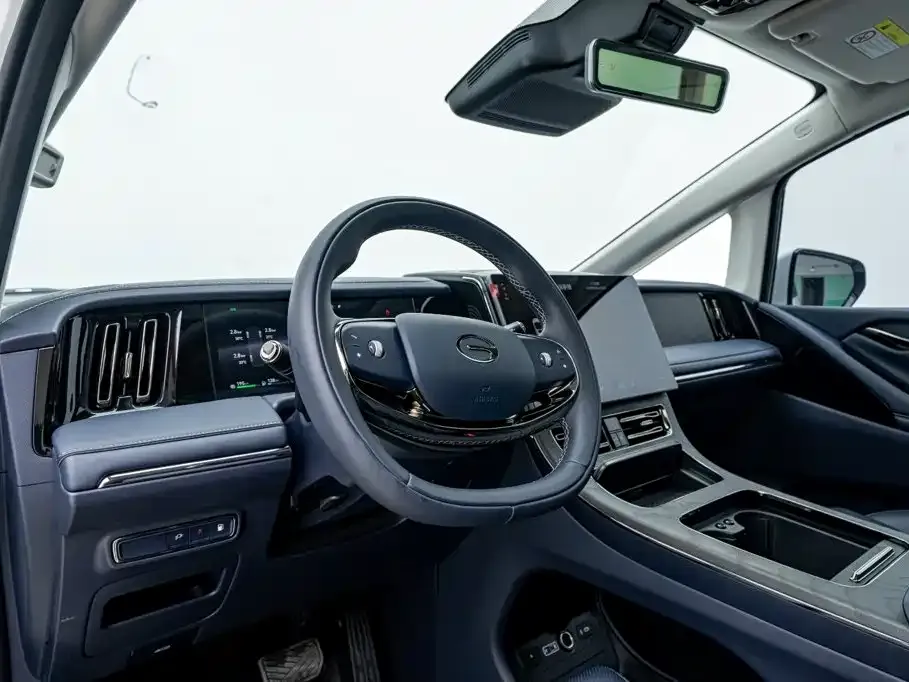GAC Motor Trumpchi M8 — фото 10