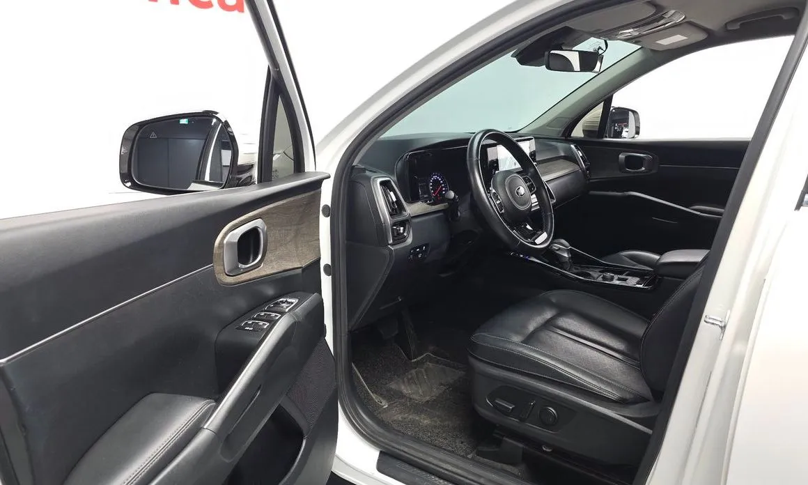 Kia Sorento — фото 9