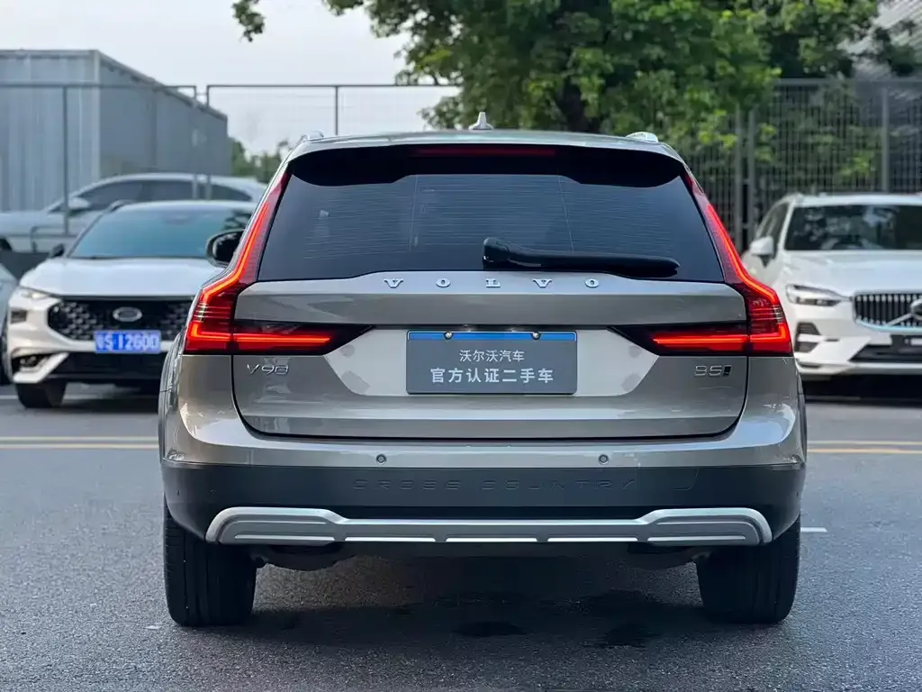Volvo V90 — фото 4