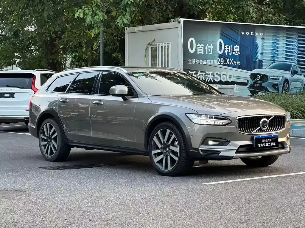 Volvo V90 — фото 9