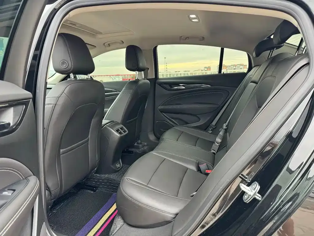Buick Regal — фото 8