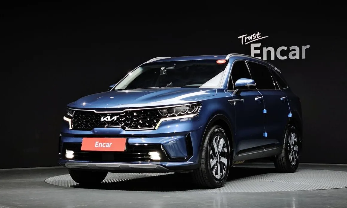 Kia Sorento — фото 1