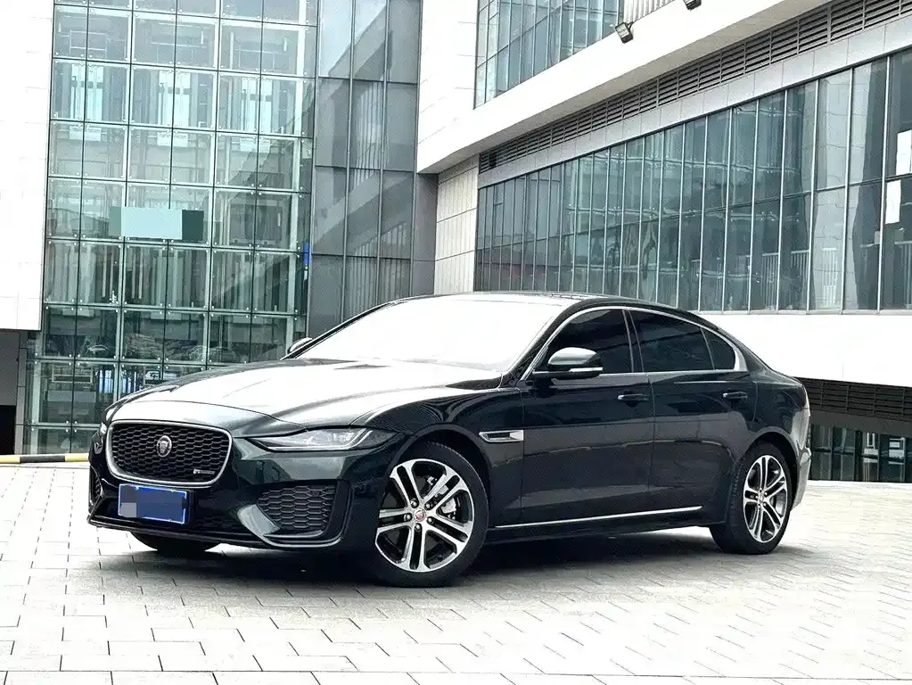 Jaguar XEL — фото 1