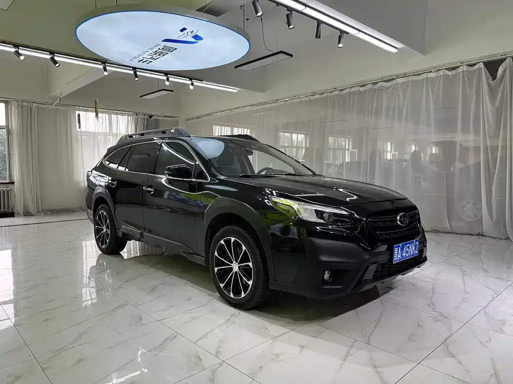 Subaru Outback — фото 3