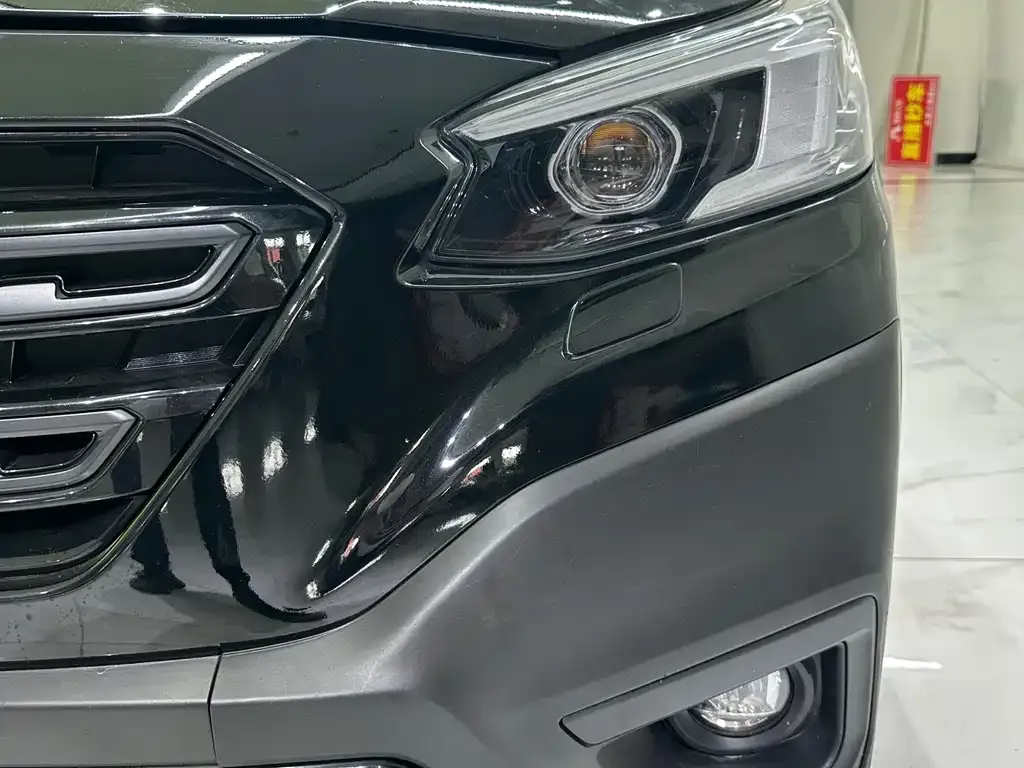 Subaru Outback — фото 4