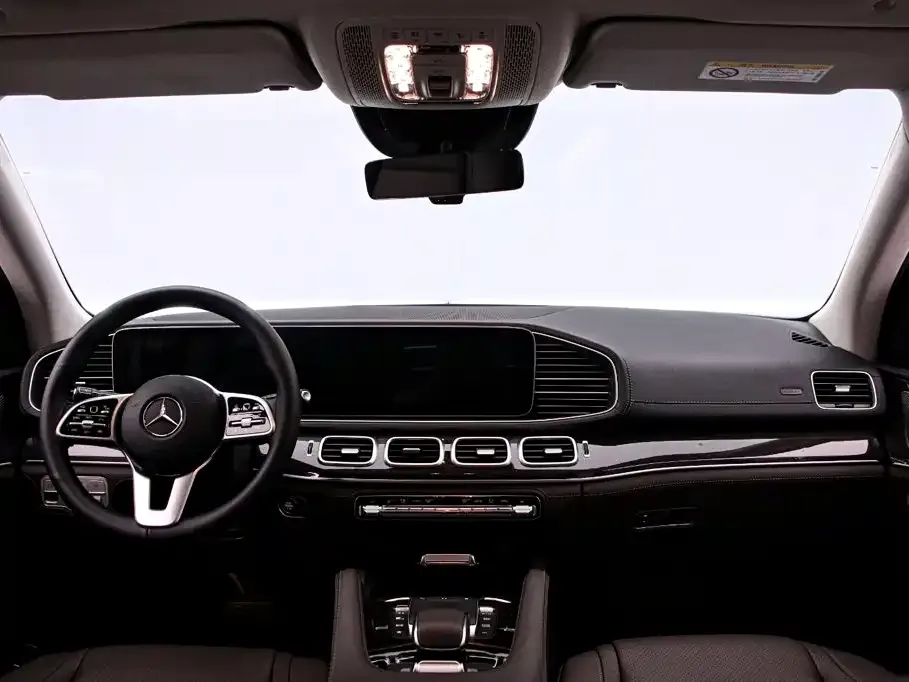 Mercedes-Benz GLS — фото 7