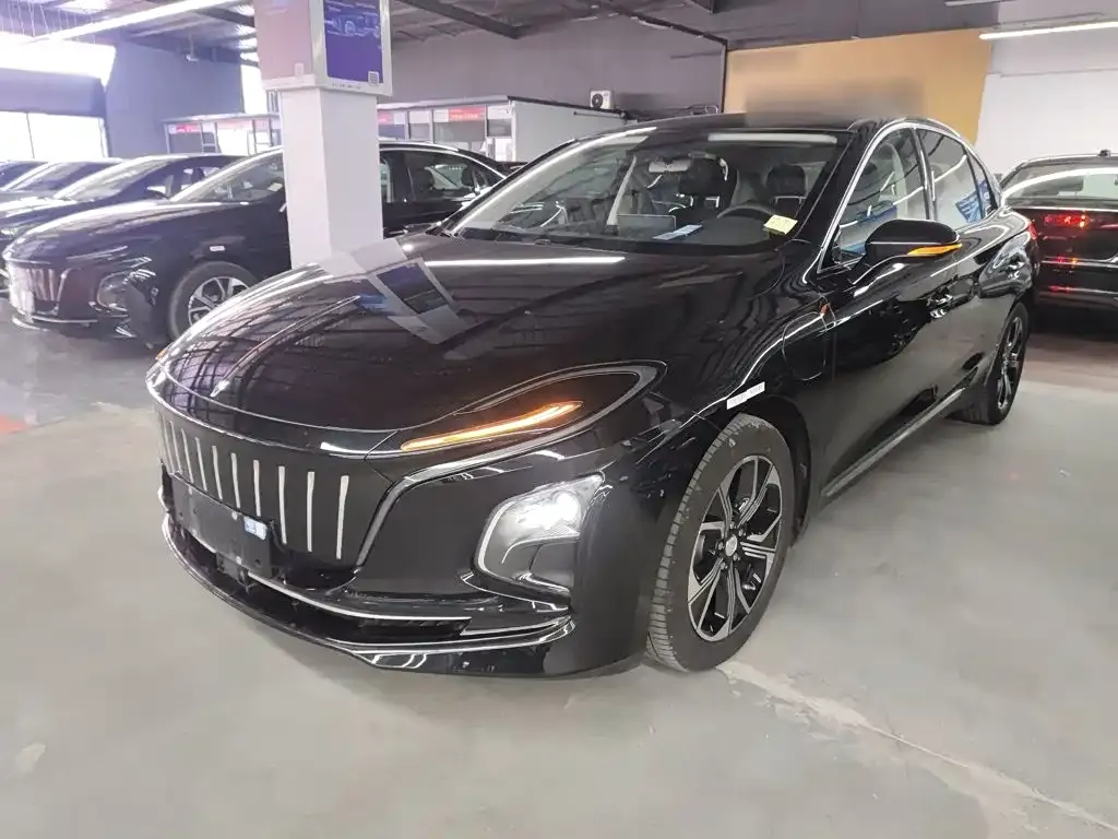 Hongqi E-QM5 — фото 2