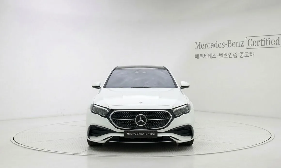Mercedes-Benz E-Class — фото 4