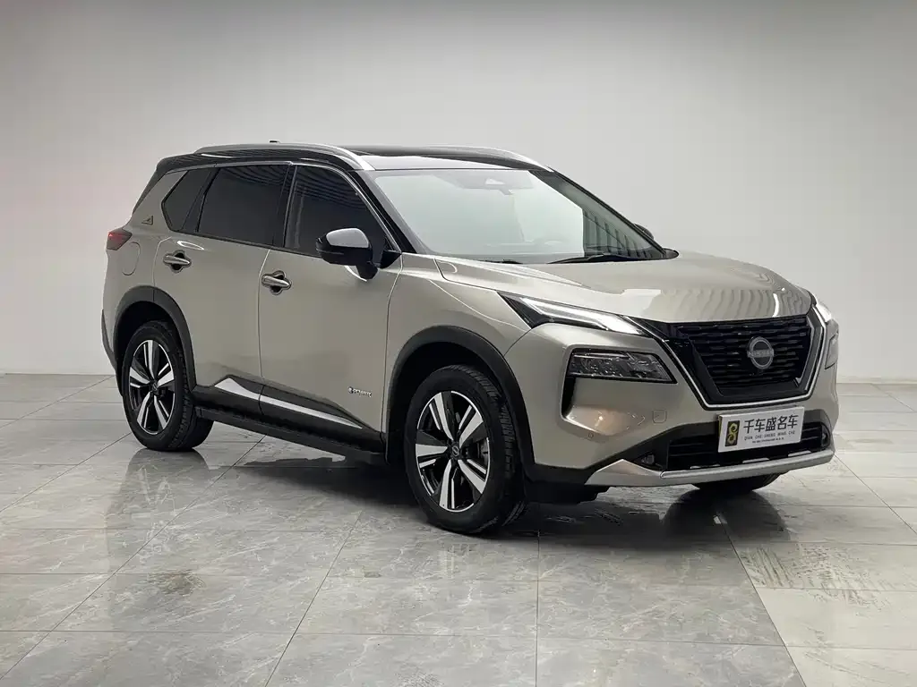 Nissan X-Trail — фото 3