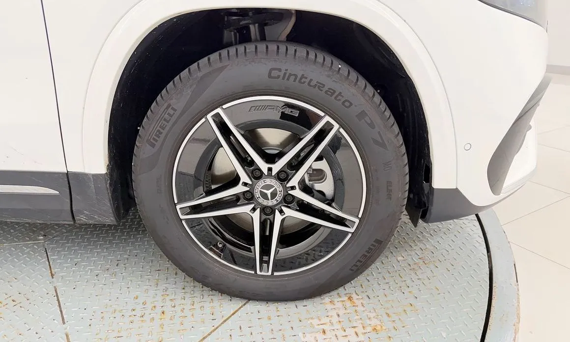 Mercedes-Benz EQA — фото 10