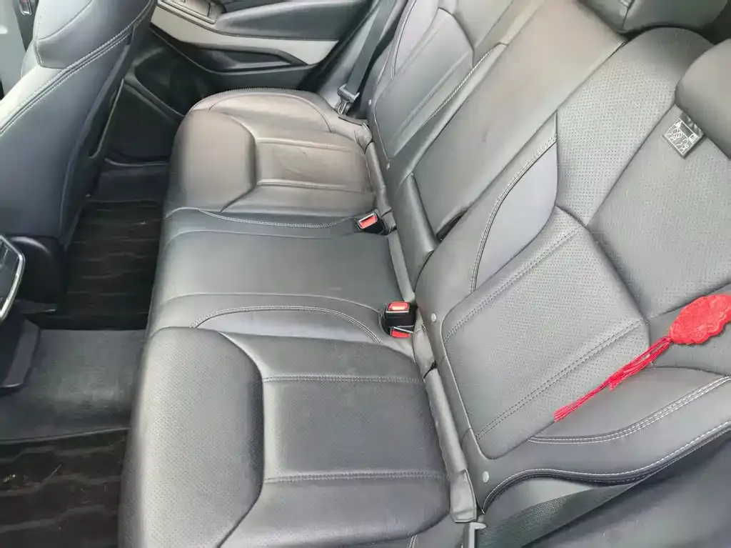 Subaru Forester — фото 2
