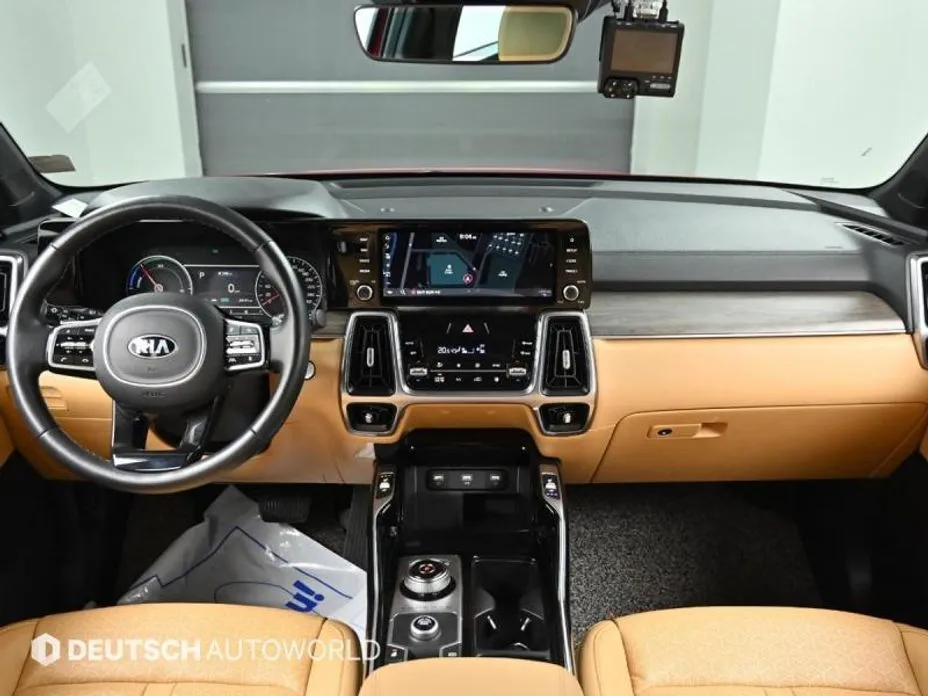 Kia Sorento — фото 8