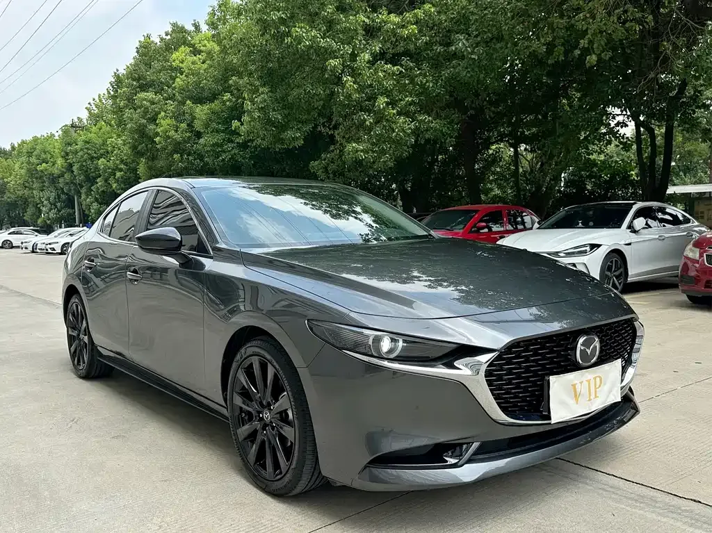 Mazda 3 Axela — фото 10
