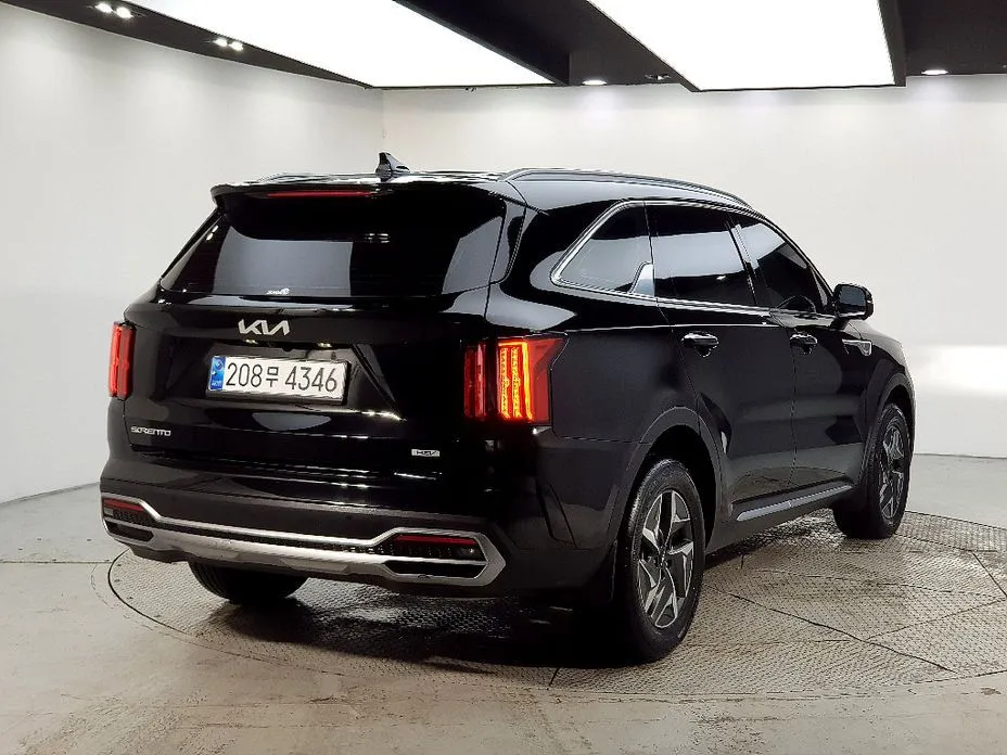 Kia Sorento — фото 4
