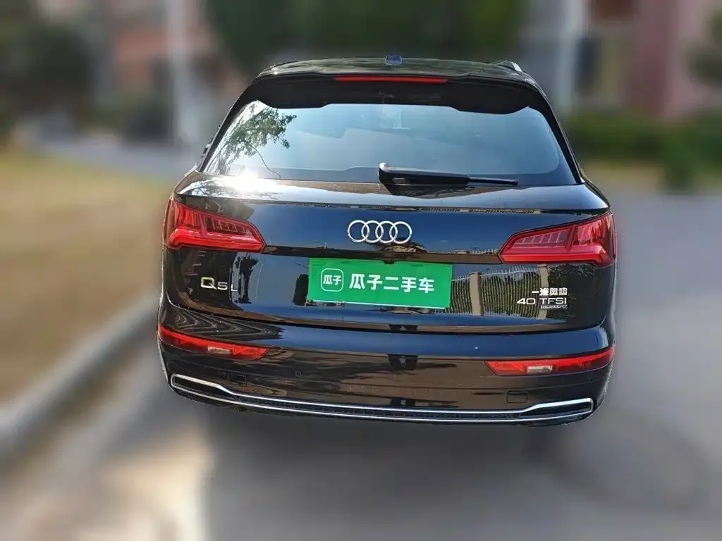 Audi Q5L — фото 3