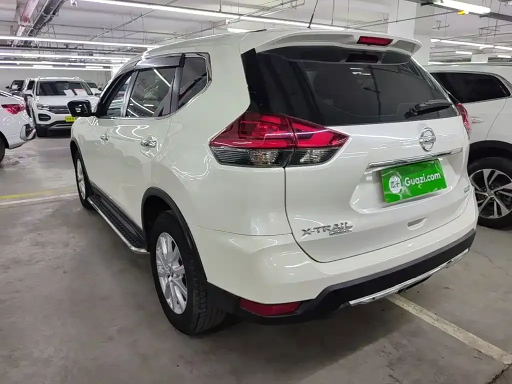 Nissan X-Trail — фото 10