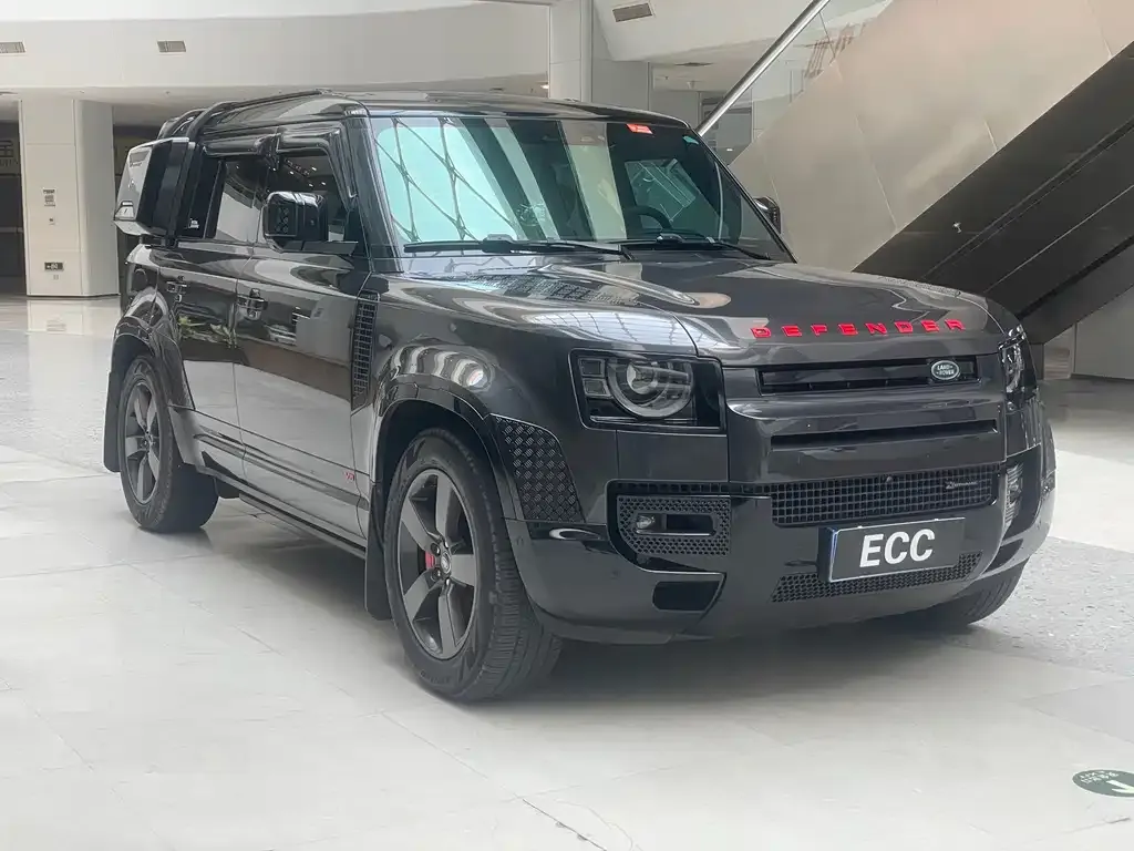 Land Rover Defender — фото 6