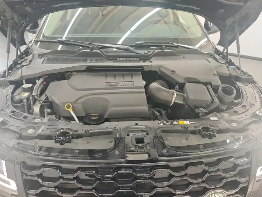 Land Rover Evoque — фото 10