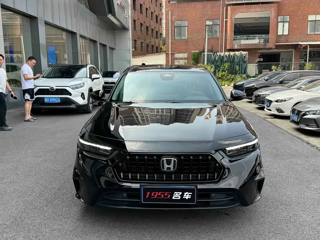 Honda Inspire — фото 6