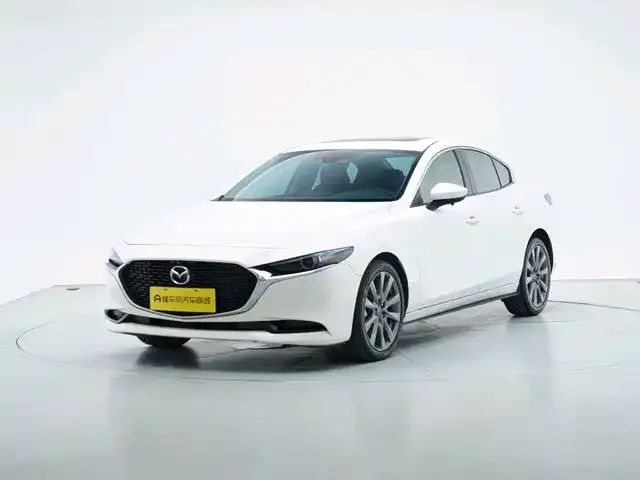 Mazda 3 Axela — фото 1