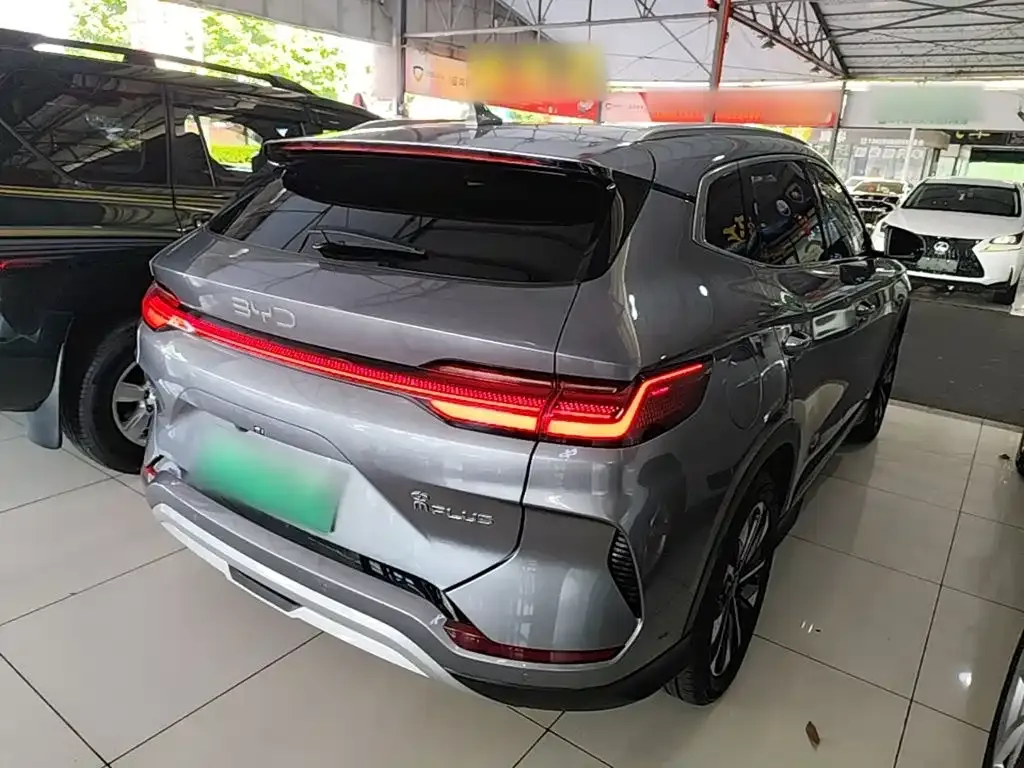 BYD PLUS New Energy — фото 4