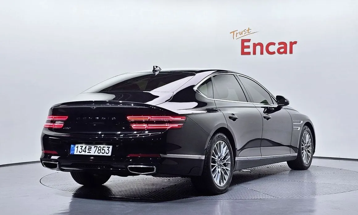 Genesis G80 — фото 6
