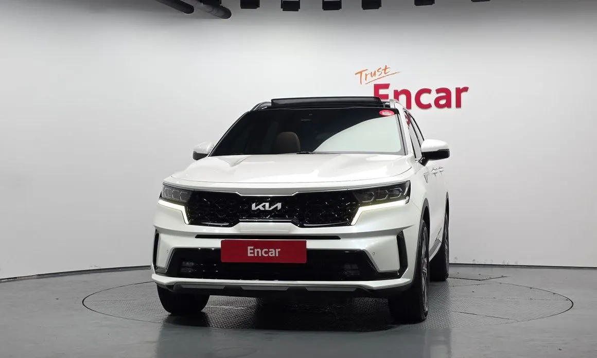 Kia Sorento — фото 8
