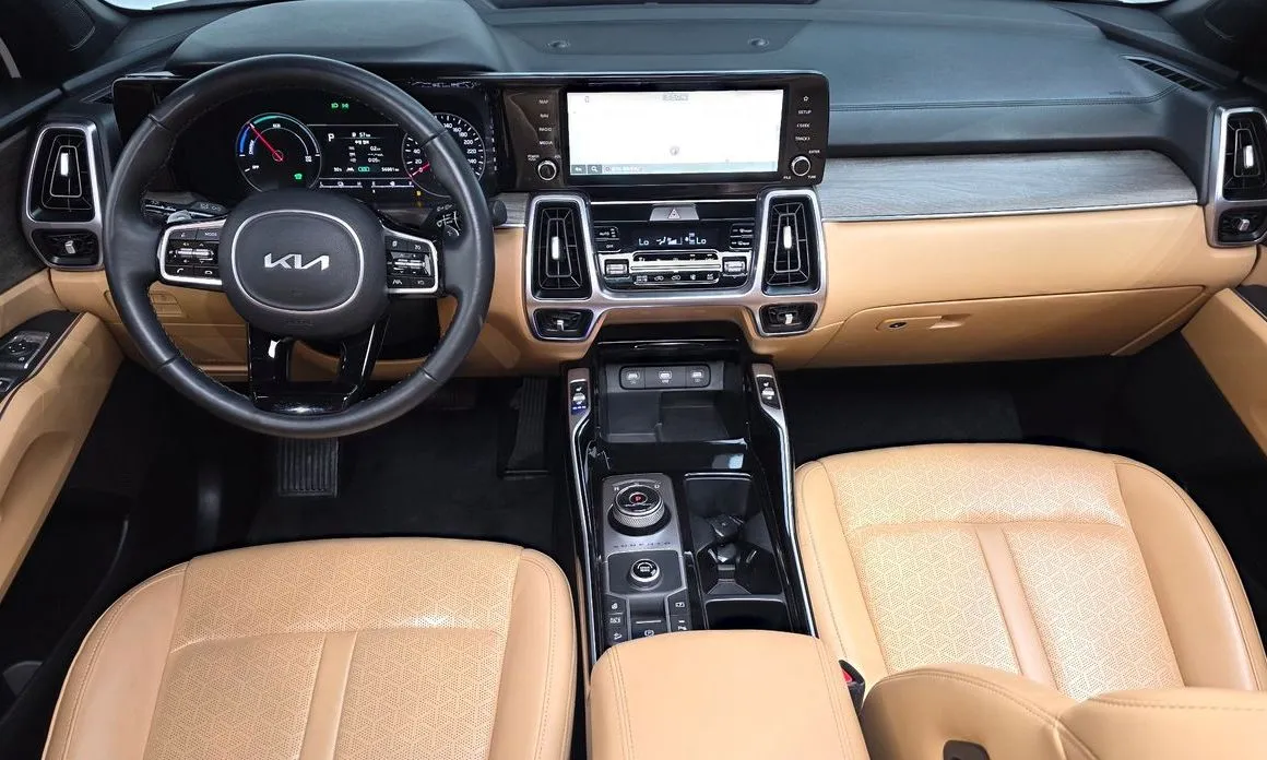 Kia Sorento — фото 10