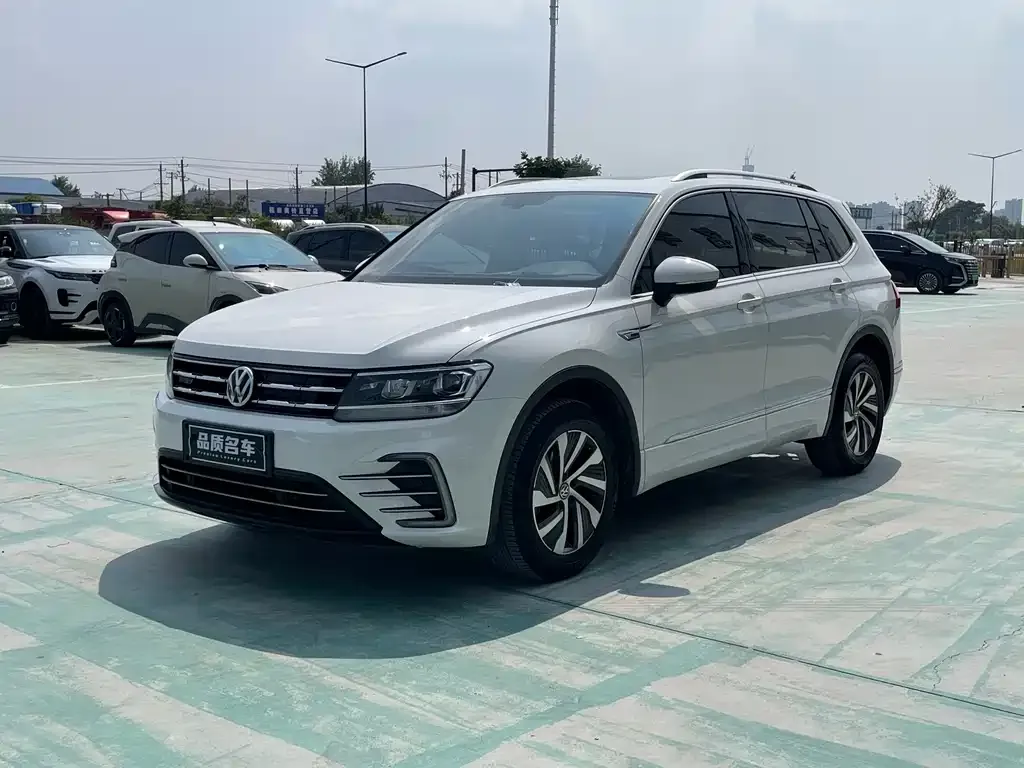 Volkswagen 途观L插电混动 — фото 1