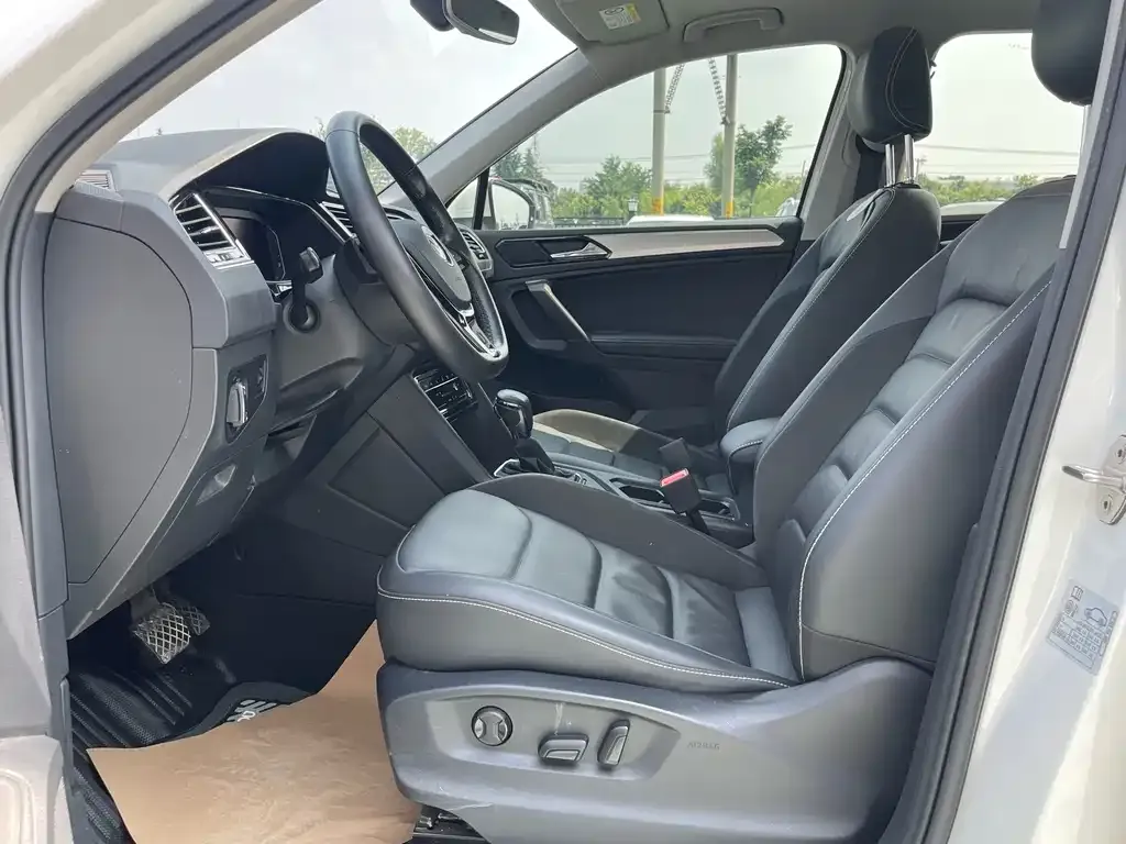 Volkswagen 途观L插电混动 — фото 9