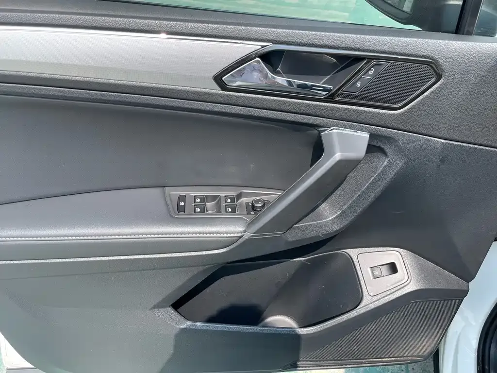 Volkswagen 途观L插电混动 — фото 2