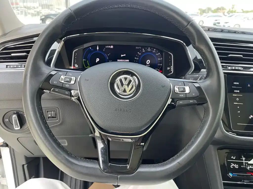 Volkswagen 途观L插电混动 — фото 10