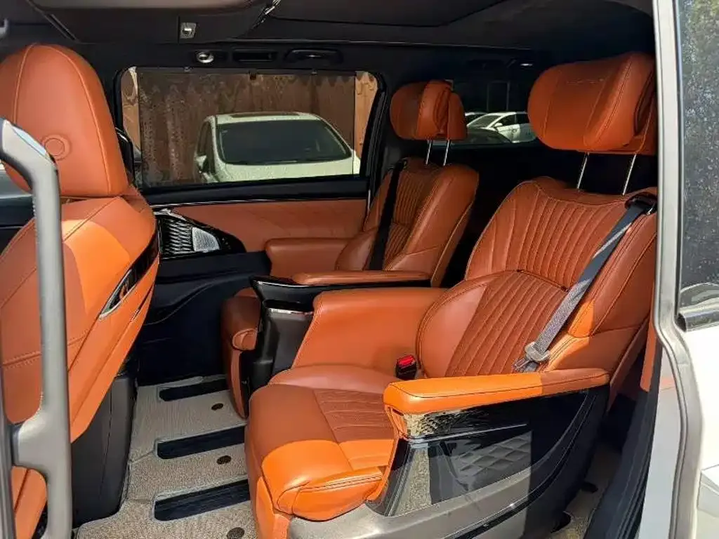 GAC Motor Trumpchi E9 — фото 2