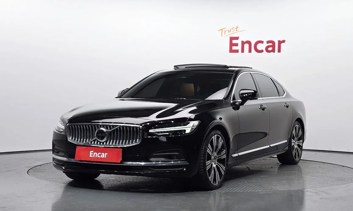 Volvo S90 — фото 1