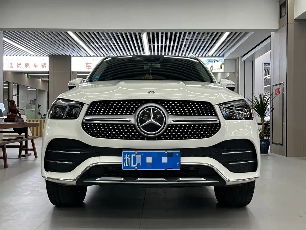Mercedes-Benz GLE (Import) — фото 10