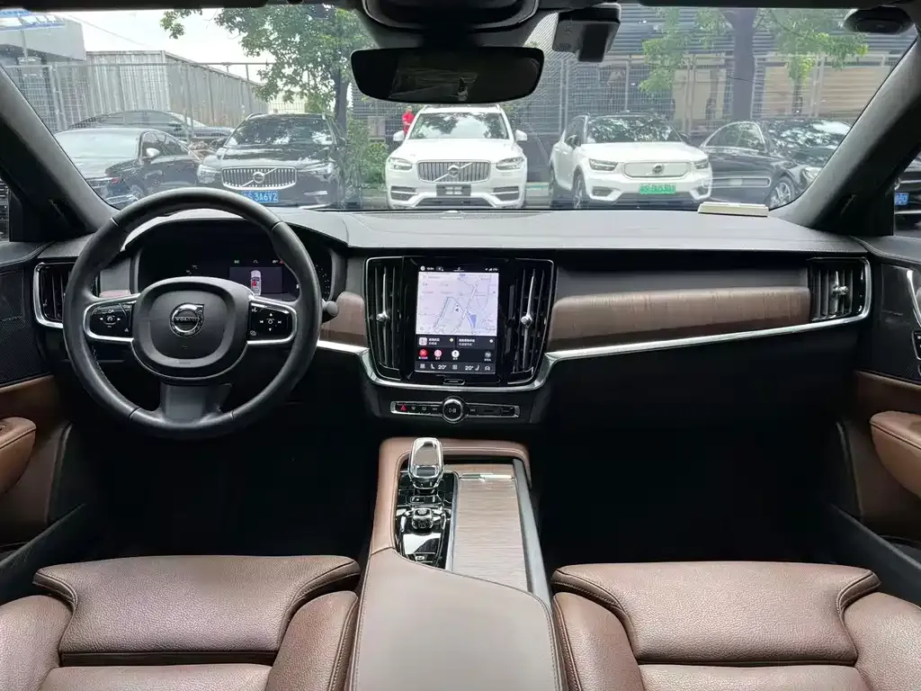 Volvo S90 — фото 4