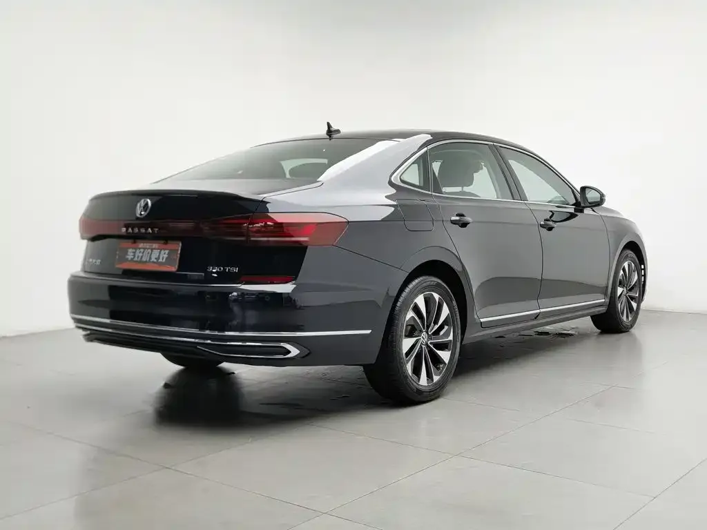 Volkswagen Passat — фото 4