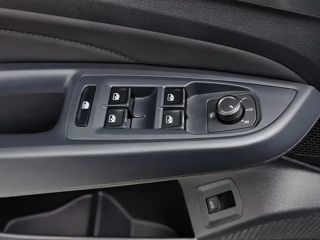 Volkswagen Passat — фото 7